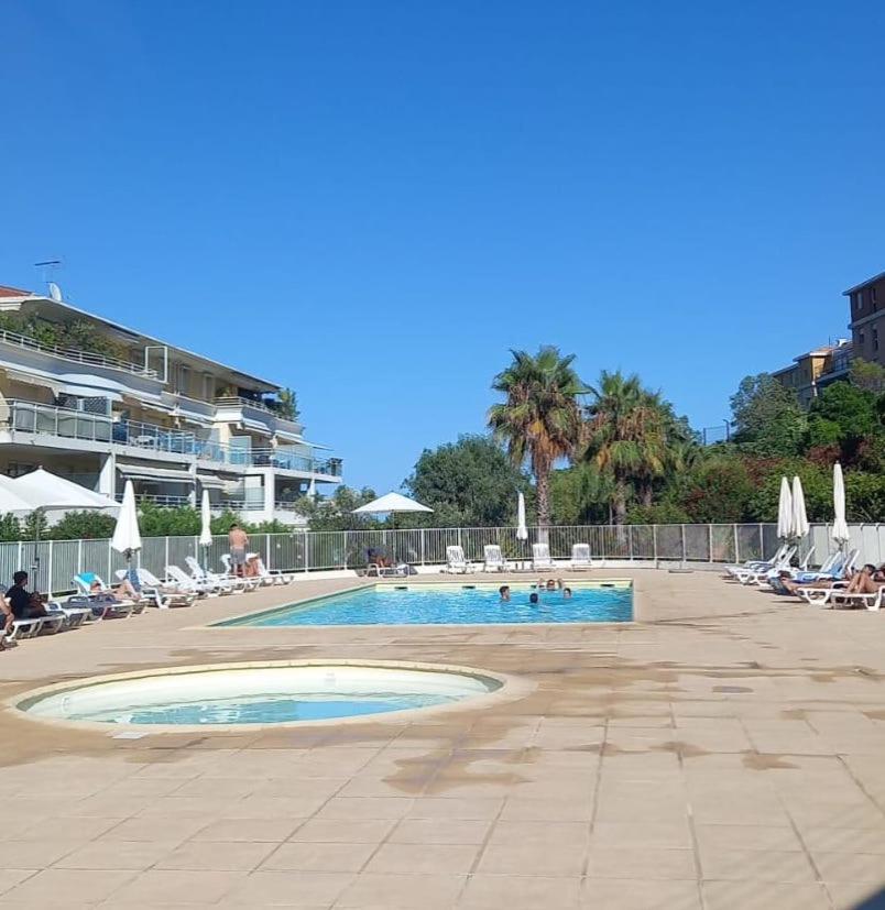 Elegant One-Bedroom Apartment With Swimming Pool - Stayinantibes - Le Vallon Eksteriør bilde