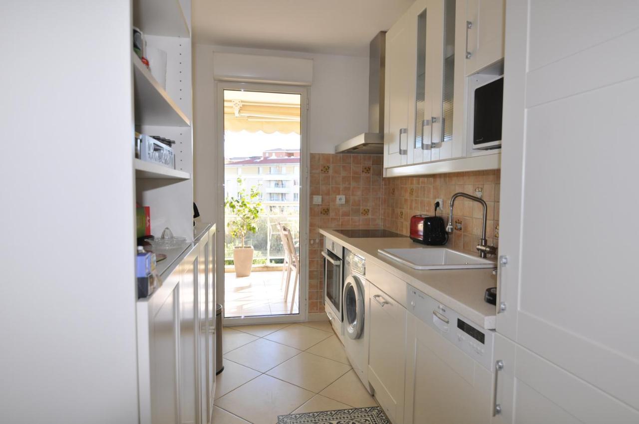 Elegant One-Bedroom Apartment With Swimming Pool - Stayinantibes - Le Vallon Eksteriør bilde